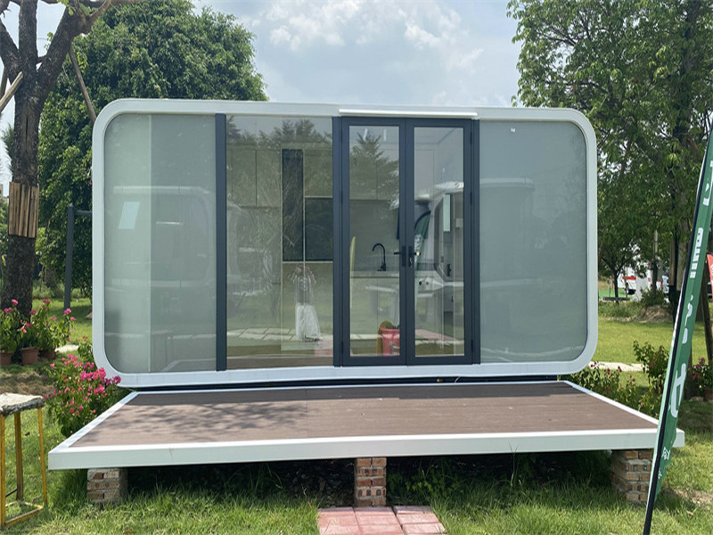 High-tech Prefabricated Capsule Studios for sale with home automation