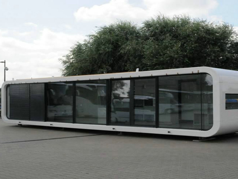 Specialized prefab glass homes with French windows