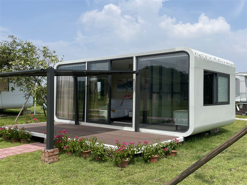 Energy-efficient prefabricated glass house with insulation upgrades
