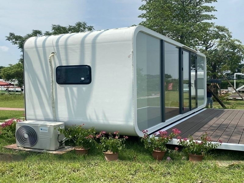 Expandable Luxury Capsule Living for family living from Hungary